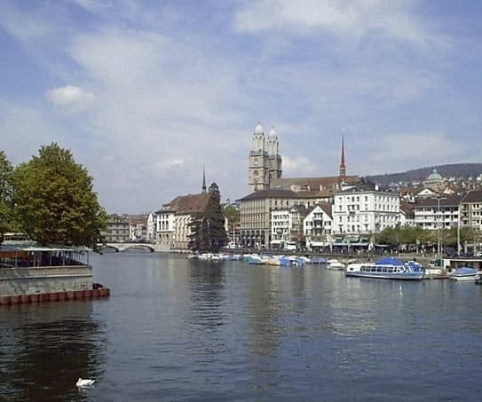 The Limmat and the town hall in Jos Murer's woodcut view of Zurich (1576)